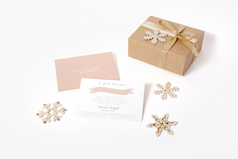 3_ChristmasCanvasVoucher_SarahAngelPhotography