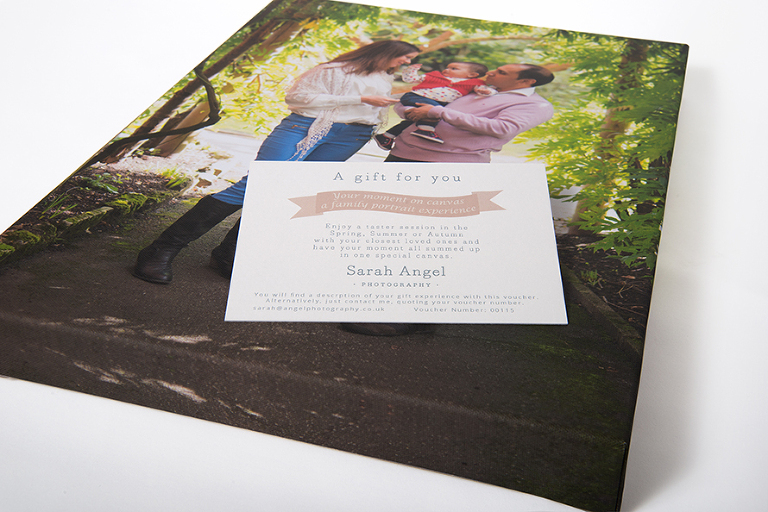4_ChristmasCanvasVoucher_SarahAngelPhotography