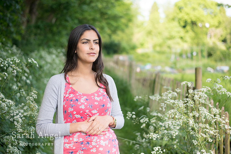 Picture of wellbeing in Farnham Surrey at Nicky's Maternity Photo shoot.