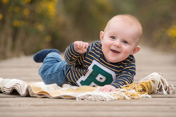 Baby Photoshoot Outdoors - sitting to 1 year old